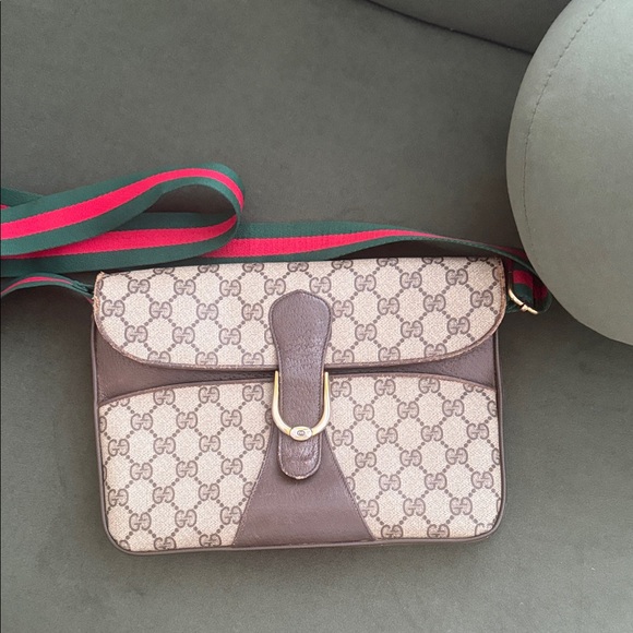 Gucci Handbags - 💚♥️Gucci Envelope Crossbody Bag with Brown Leather and Green-Red Web Strap